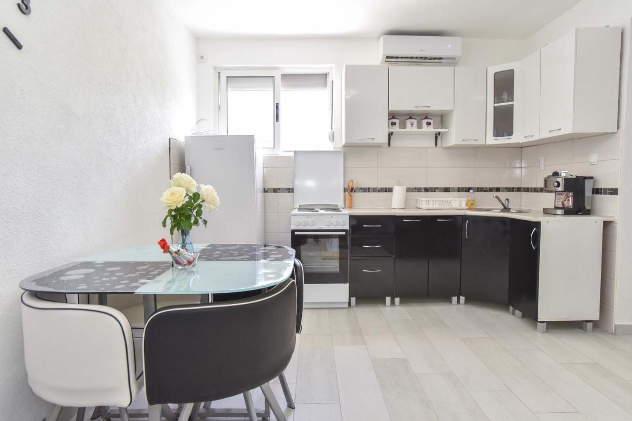 Ban Apartmani Budva Exterior foto